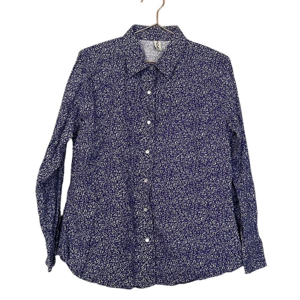 Walls purple floral pearl snap long sleeved shirt size large